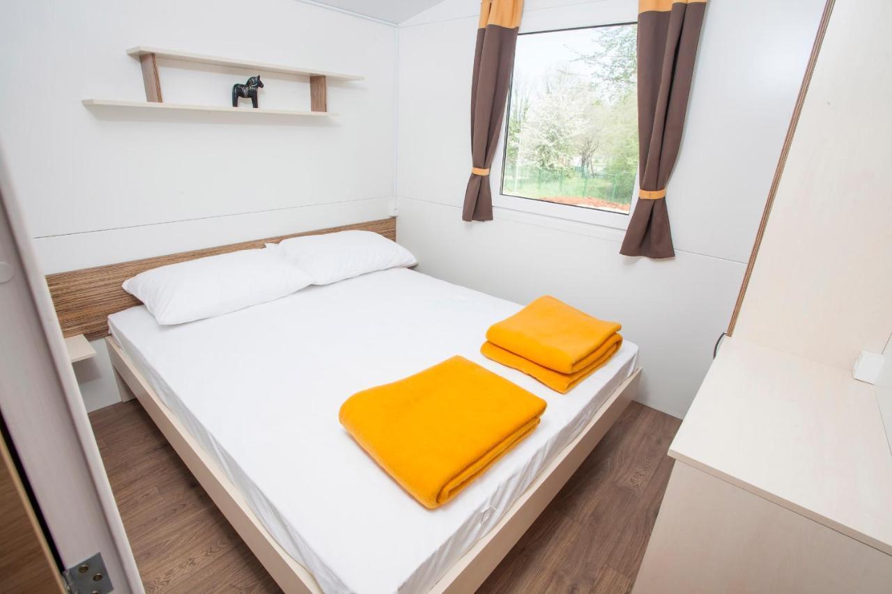 Cherry Premium Bianca Mobile Homes Zelena Laguna Porec Esterno foto